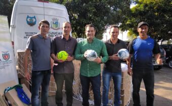 Mais municípios são contemplados com kits esportivos.