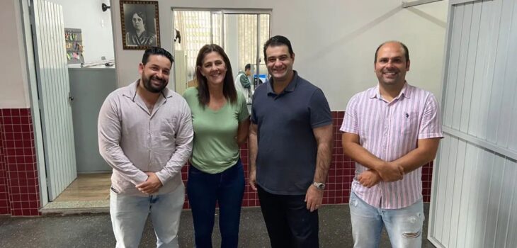 Amaro destina recursos para colégio de Quatro Barras