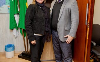 Amaro recebe a visita da vereadora Arlete de Uraí