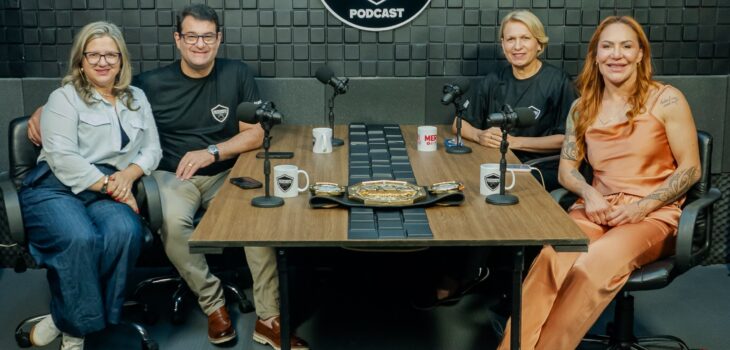 Cris Cyborg participa do Podcast Dezembro Faixa Preta com Amaro