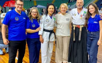 Amaro participa de exame de faixa do Karatê Shubu-Dô em Curitiba