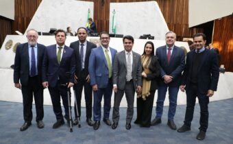 Deputado Alexandre Amaro lidera novo bloco formado na Assembleia Legislativa